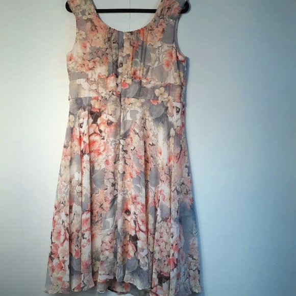 Signature ELLA Floral Dress Women's 14W EUC Chiffon Flowy Lined Special Occasion - Picture 1 of 12